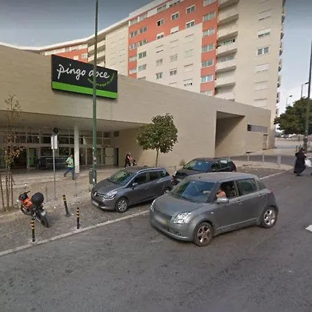 Deluxe Lisbon