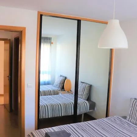 Deluxe Apartment *